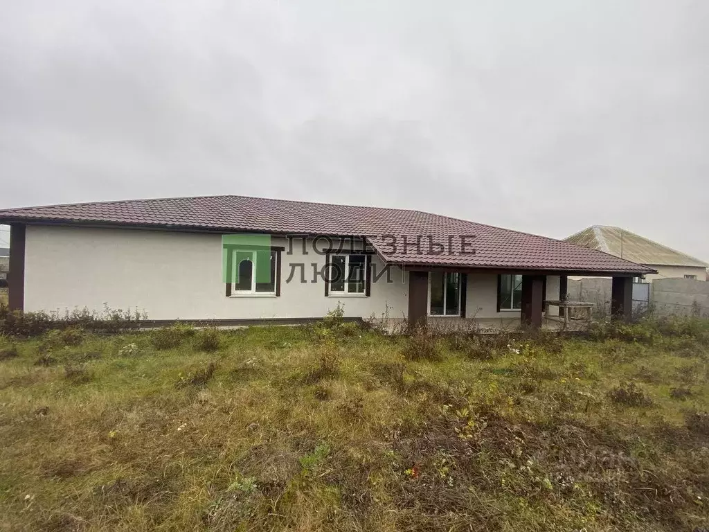 Дом в Белгородская область, Корочанский район, Мелиховское с/пос, с. ... - Фото 2