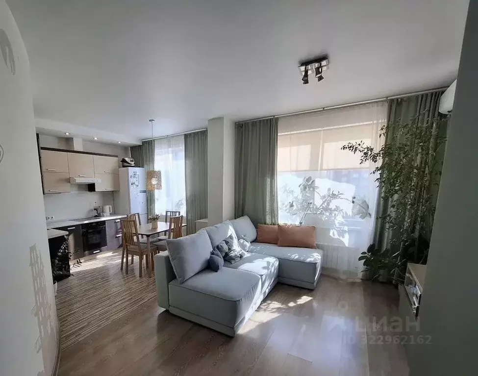 2-к кв. Свердловская область, Екатеринбург ул. Краснолесья, 125 (73.0 ... - Фото 1