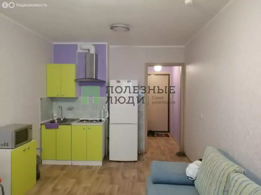 Квартира-студия: Ижевск, улица Героя России Ильфата Закирова, 32 (22 ... - Фото 1