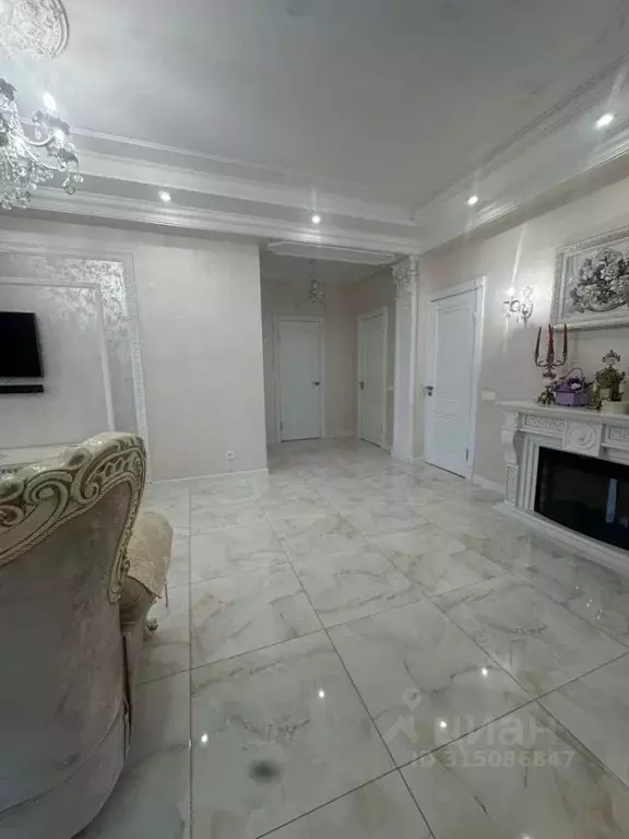 1-к кв. Ставропольский край, Ессентуки ул. Буачидзе, 1к1 (82.3 м) - Фото 1