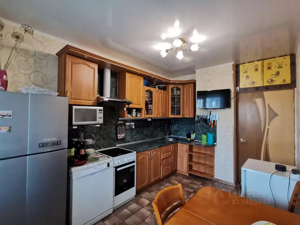 2-к кв. Магаданская область, Магадан ул. Набережная реки Магаданки, ... - Фото 1