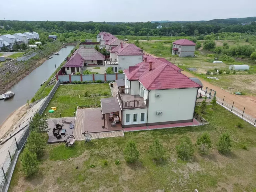 Дом в Хабаровский край, Хабаровский район, Мичуринское с/пос, с. ... - Фото 1