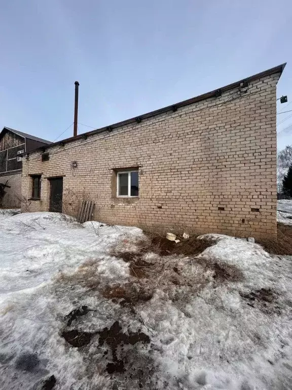 Помещение свободного назначения в Кировская область, Даровской пгт ул. ... - Фото 0