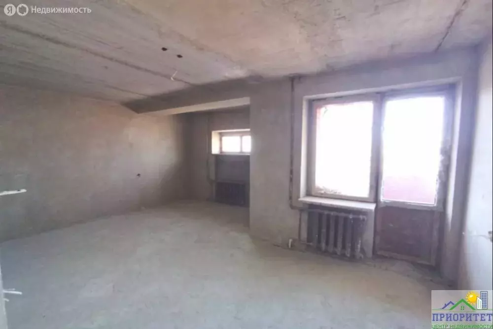 3-комнатная квартира: Кисловодск, улица Островского, 33 (100 м) - Фото 2