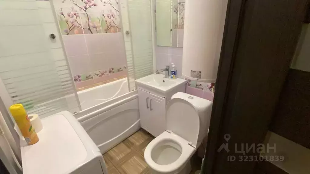 2-к кв. Мурманская область, Мурманск просп. Кирова, 22 (47.0 м) - Фото 2