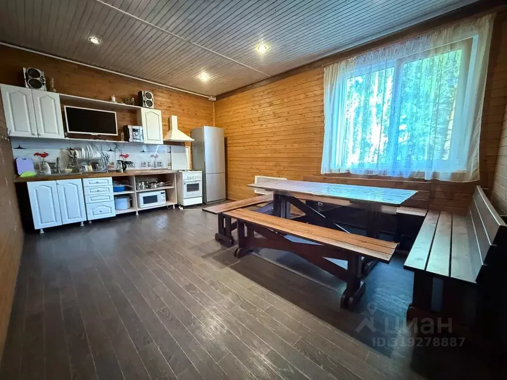 Дом в Красноярский край, Дивногорск Шумиха тер., 7 (100 м) - Фото 0