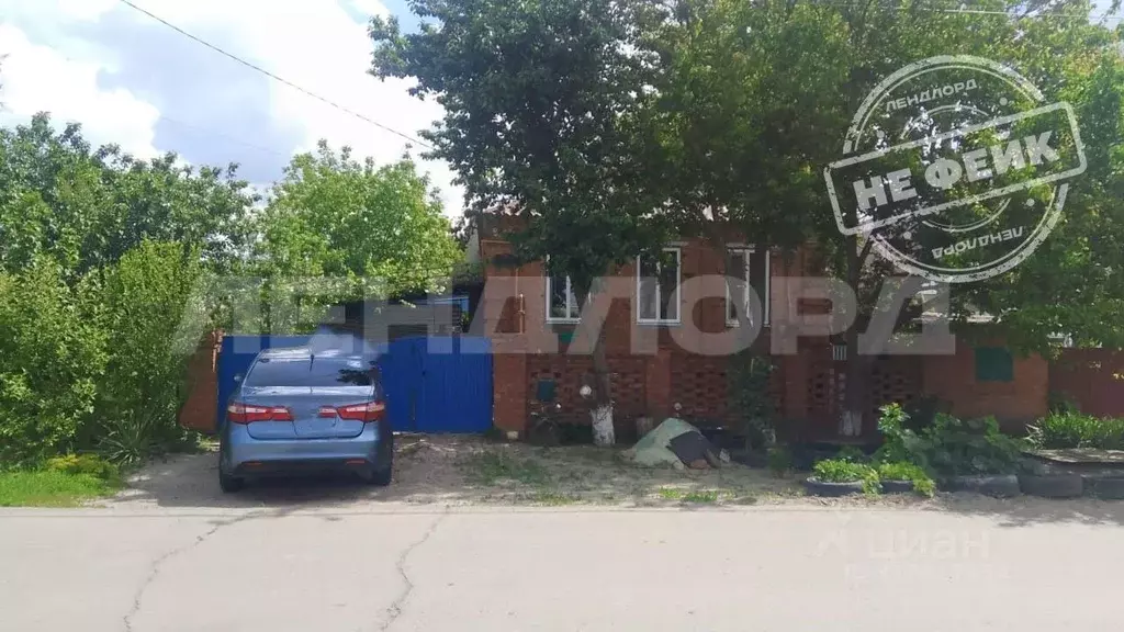 Дом в Ростовская область, Багаевская ст-ца ул. Спортсменская (50 м) - Фото 0