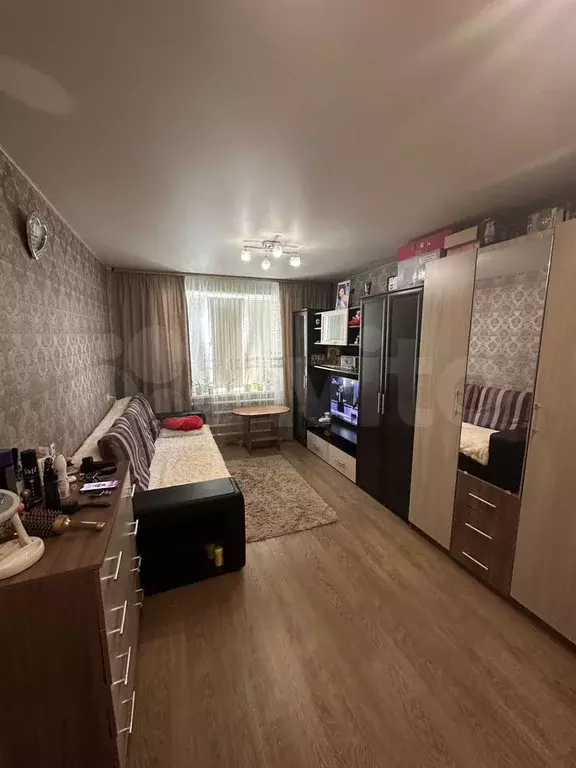 Комната 16,8 м в 8-к., 6/9 эт. - Фото 0