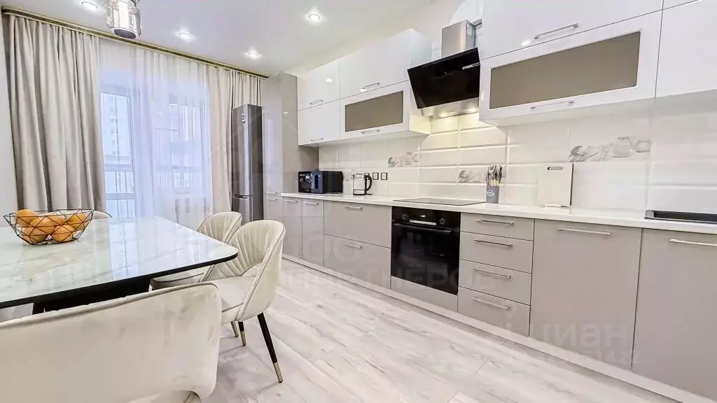 2-к кв. Иркутская область, Иркутск Депутатская ул., 53 (70.0 м) - Фото 1