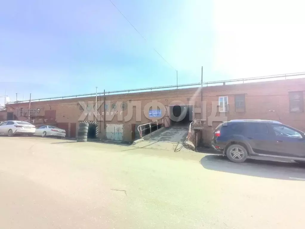 Гараж в Новосибирская область, Новосибирск Военная ул., 8 (23 м) - Фото 0