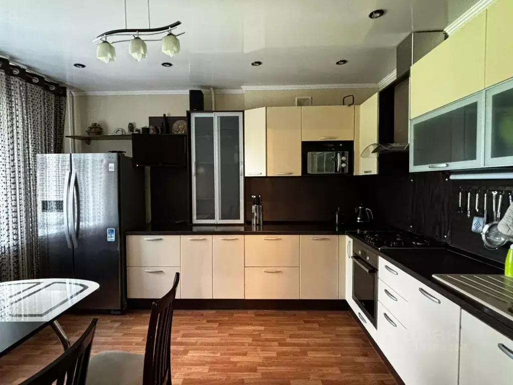 3-к кв. Татарстан, Нижнекамск просп. Строителей, 51 (100.0 м) - Фото 1