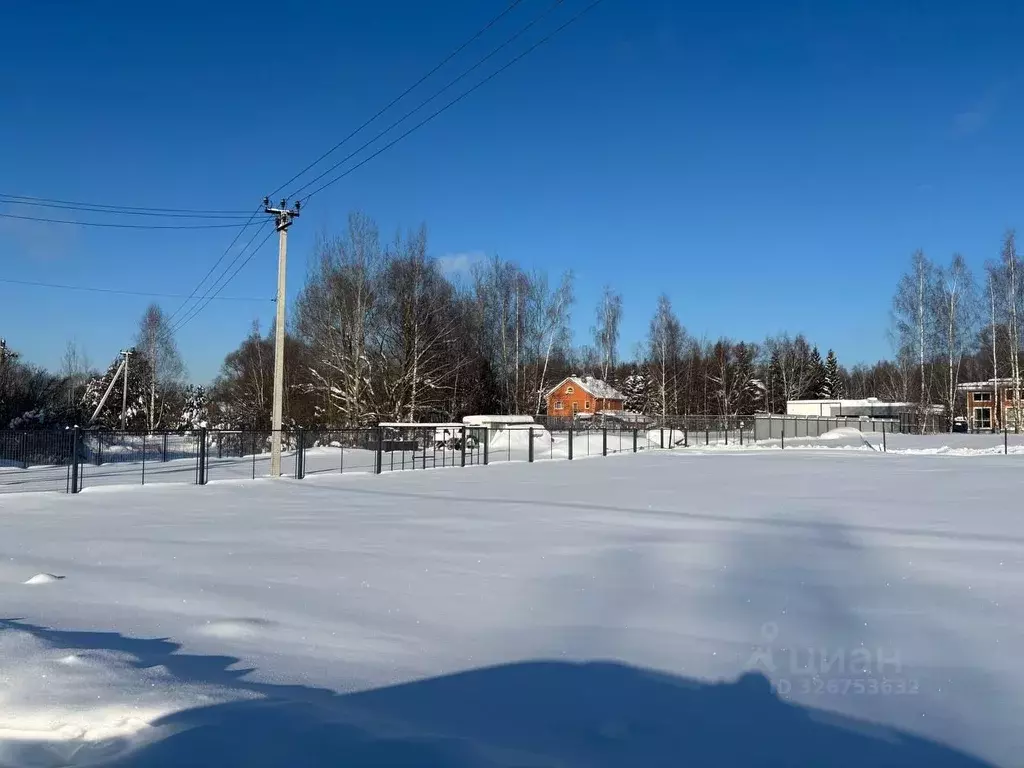 Участок в Московская область, Павлово-Посадский городской округ, д. ... - Фото 1