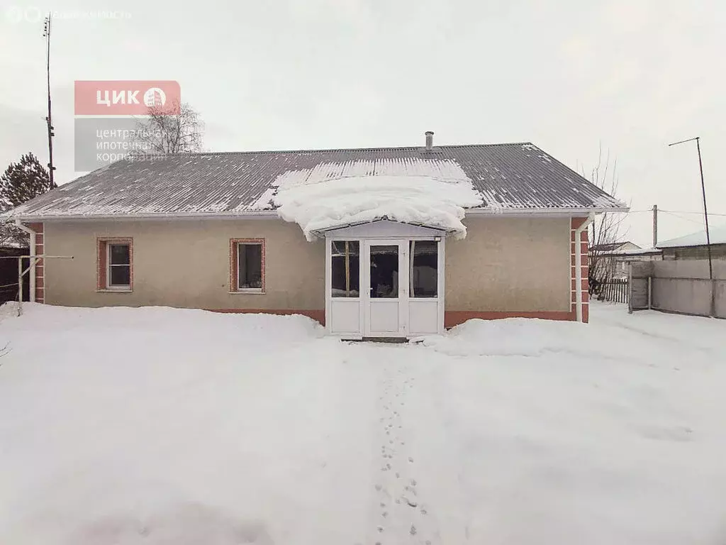 Дом в Рязанская область, рабочий посёлок Старожилово, Садовая улица, 4 ... - Фото 1
