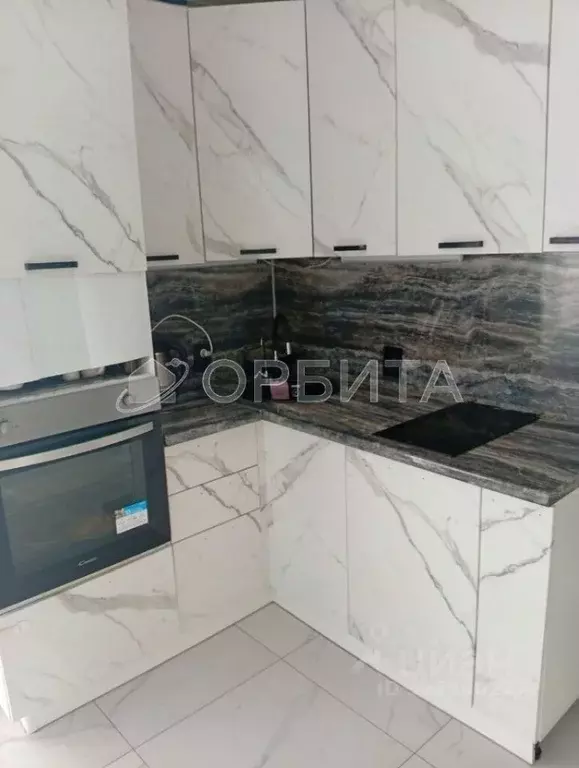 2-к кв. Тюменская область, Тюмень ул. Краснооктябрьская, 14к2 (47.6 м) - Фото 2