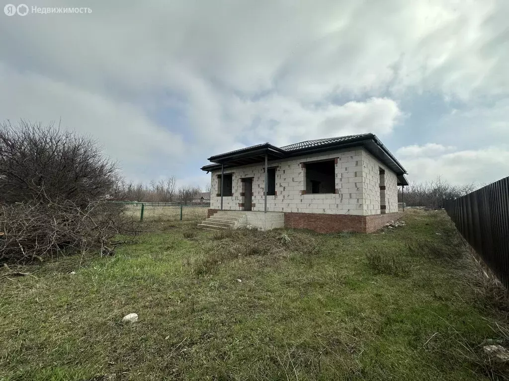 Дом в посёлок Октябрьский, Садовая улица, 35 (120 м) - Фото 1