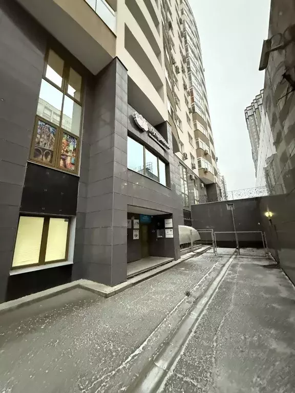 Помещение свободного назначения в Свердловская область, Екатеринбург ... - Фото 1