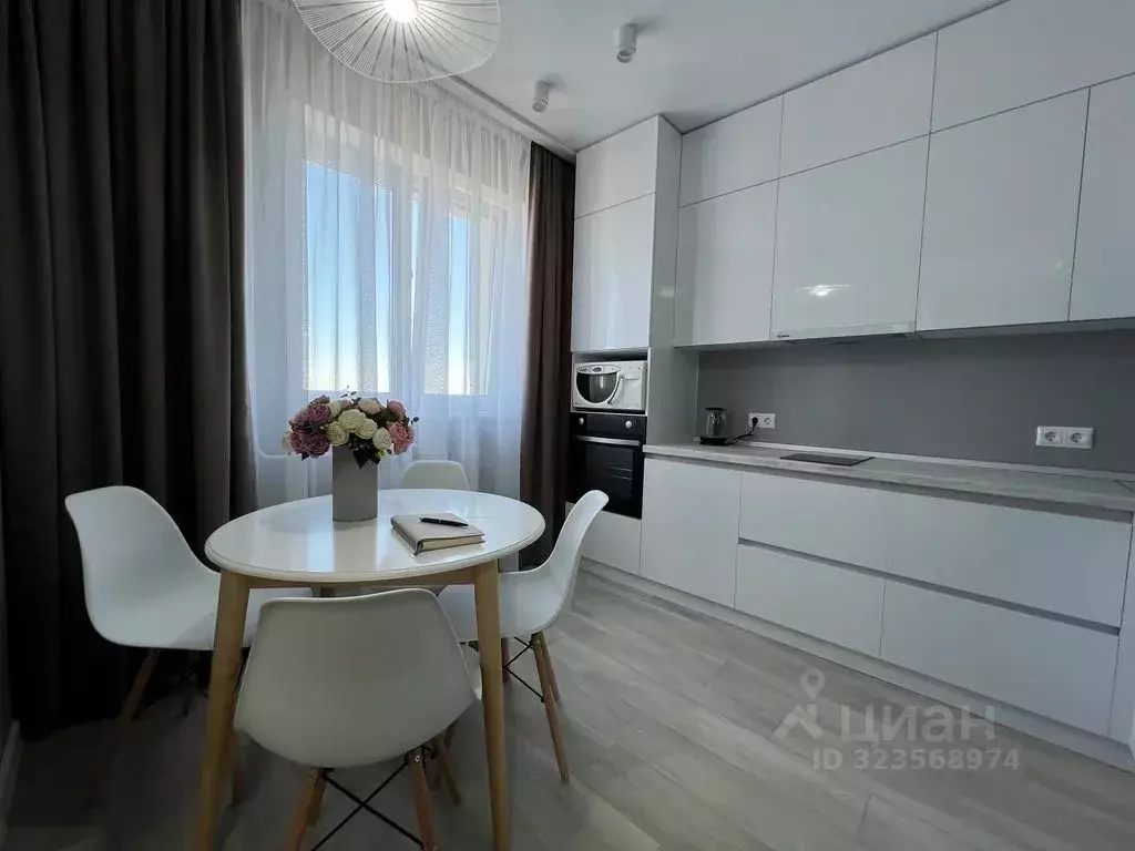 1-к кв. Ульяновская область, Ульяновск ул. Кирова, 54 (39.0 м) - Фото 1