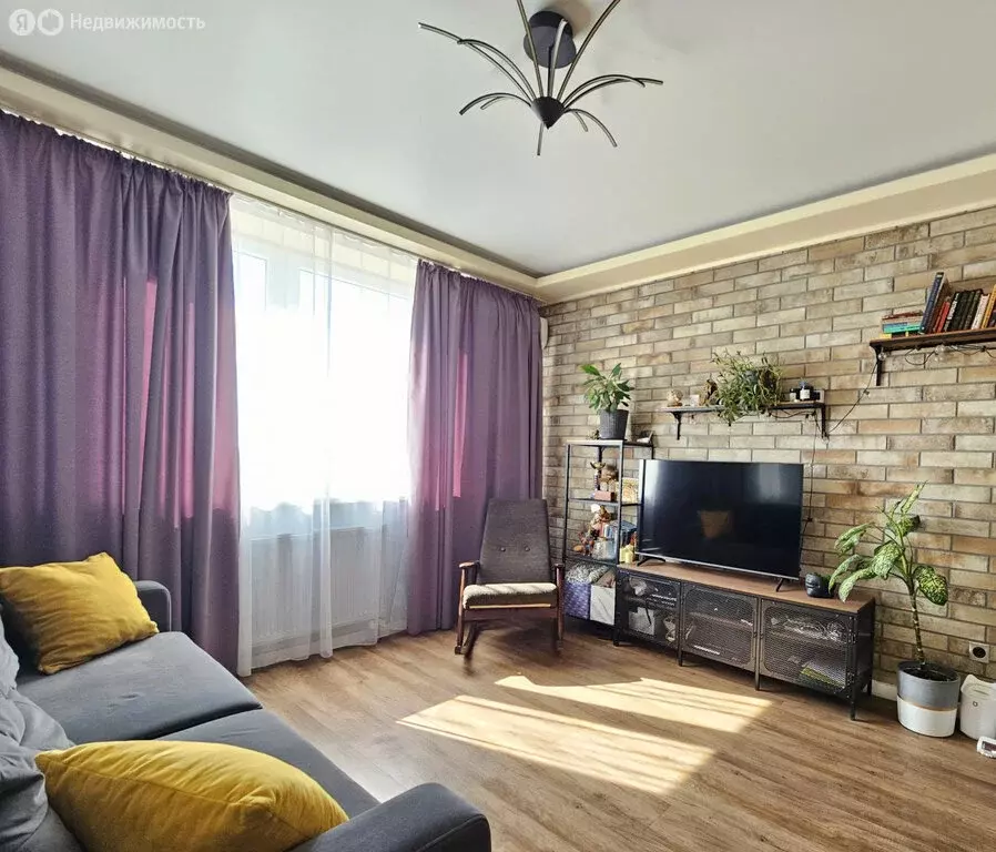 1-комнатная квартира: Калининград, Краснопрудная улица, 67 (38 м) - Фото 2