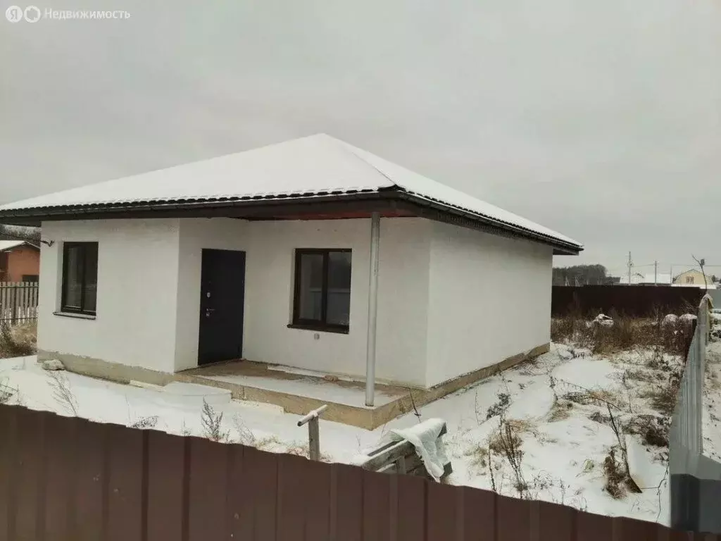 Дом в Бессоновский район, село Грабово (70 м) - Фото 1