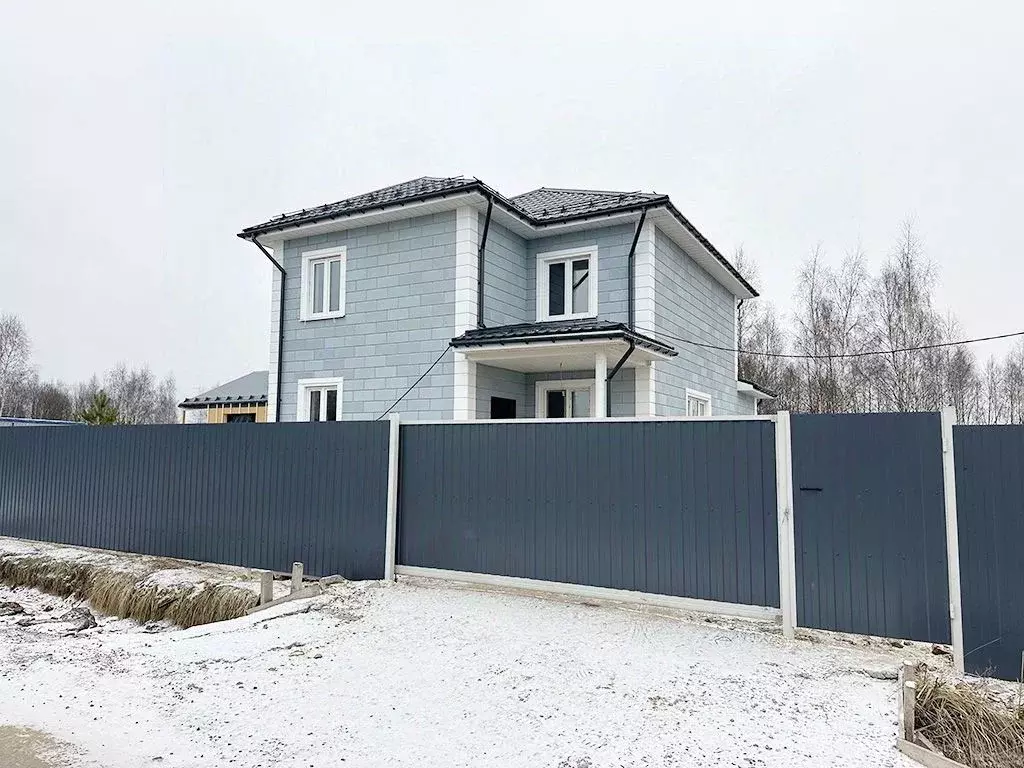 Дом в Московская область, Раменское ул. Ноябрьская (150 м) - Фото 1