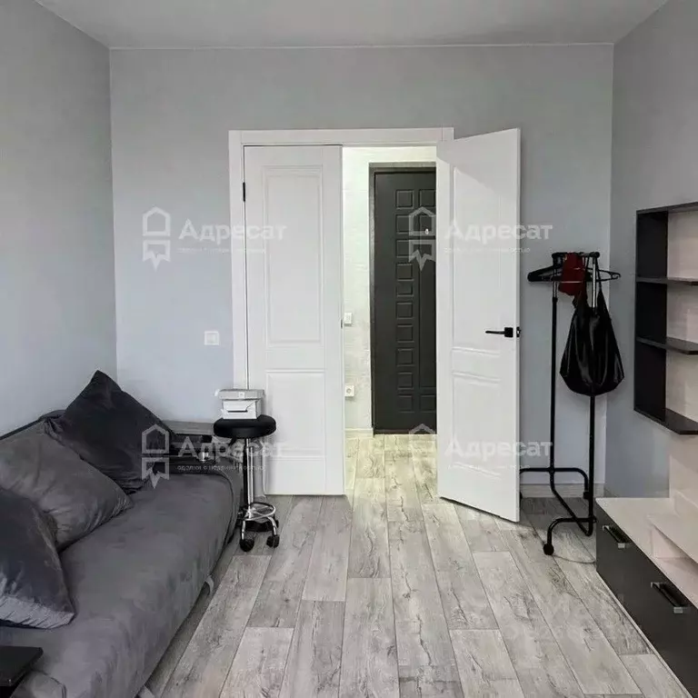 2-к кв. Волгоградская область, Волгоград ул. Менжинского, 27 (50.9 м) - Фото 2