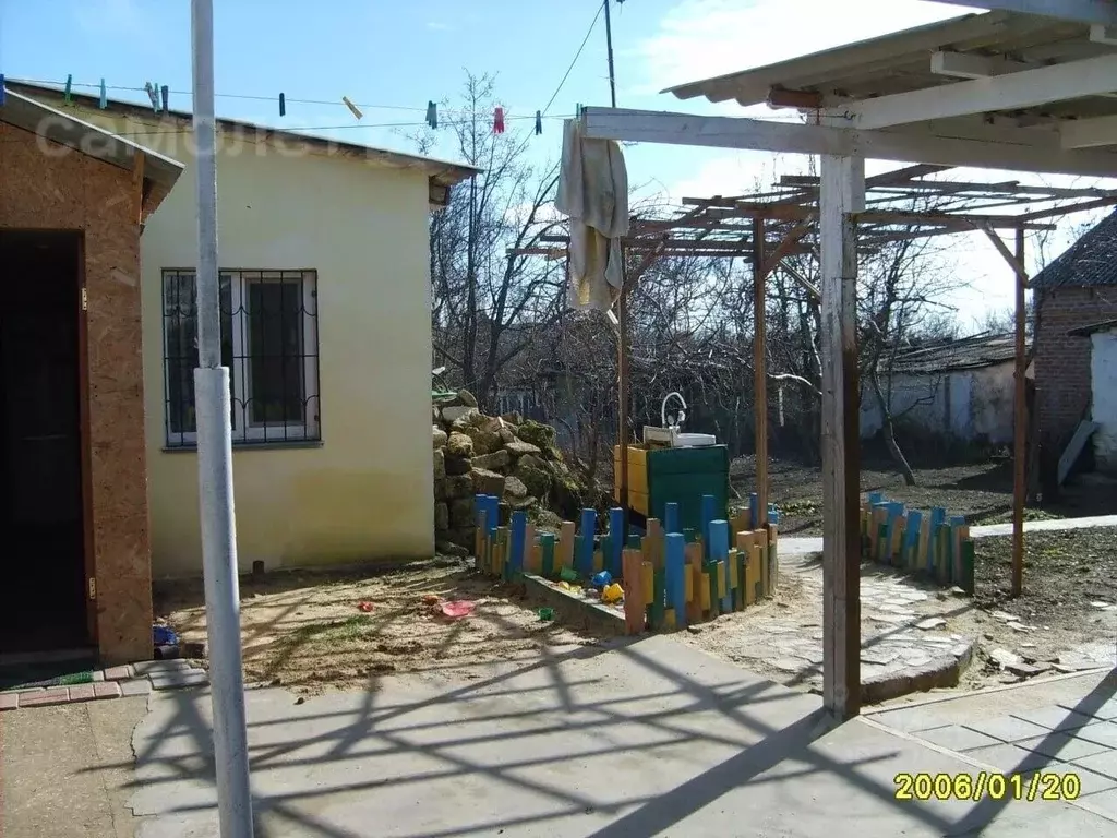 Дом в Крым, Керчь ул. Сергея Лазо, 1 (42 м) - Фото 1