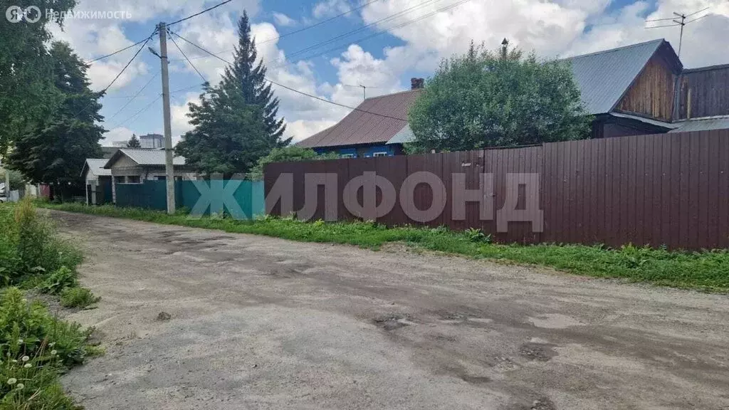 Дом в Новосибирск, улица Побежимова (59 м) - Фото 0