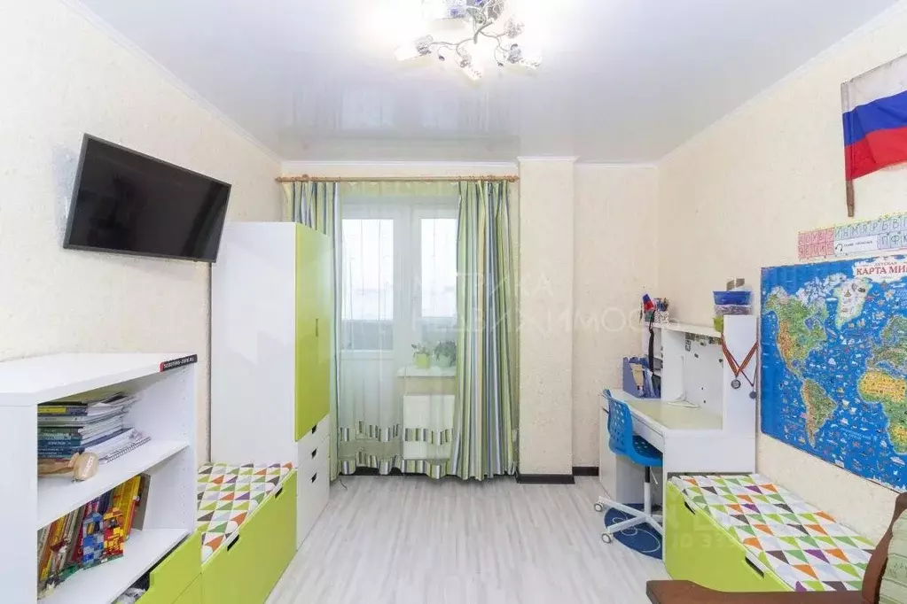 3-к кв. Тюменская область, Тюмень Кремлевская ул., 112к1 (77.6 м) - Фото 1