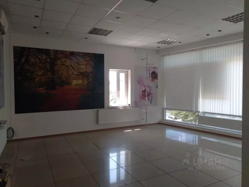 Офис в Ростовская область, Таганрог ул. Дзержинского, 154-2А (40 м) - Фото 1