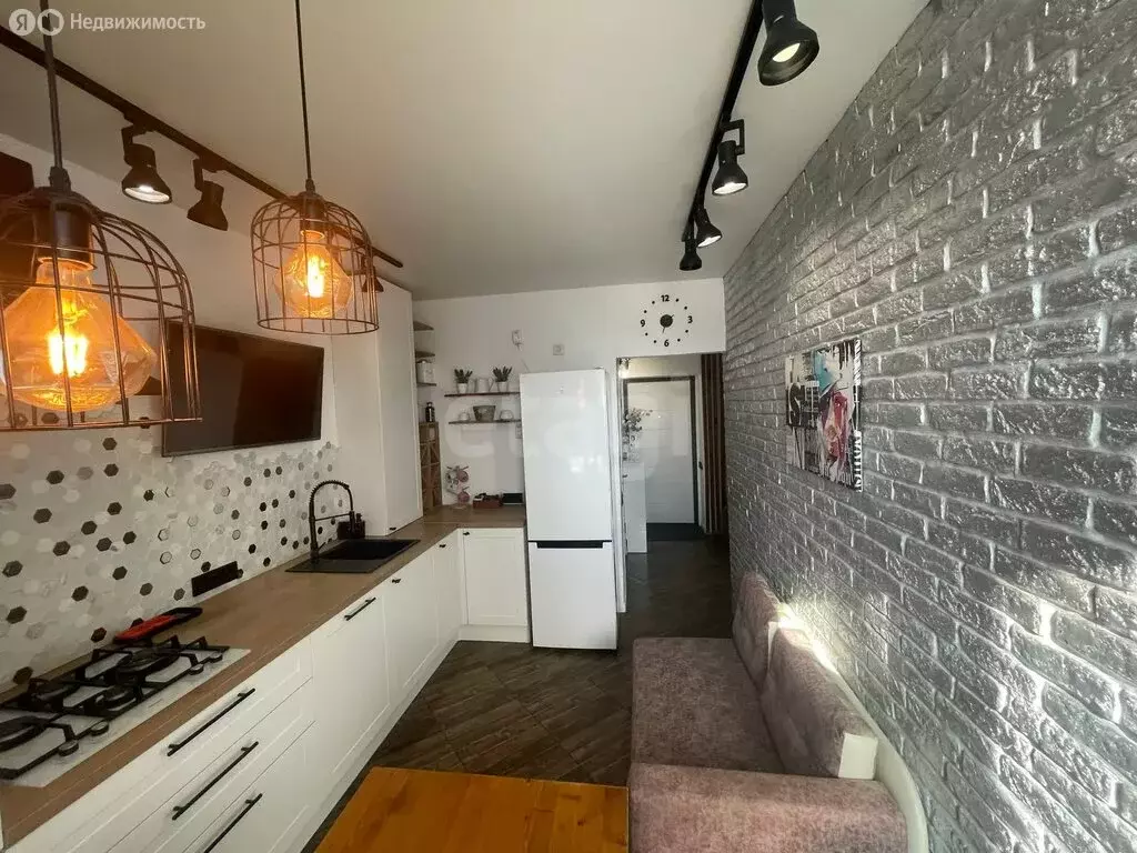 1-комнатная квартира: Калининград, Суздальская улица, 11 (41 м) - Фото 1