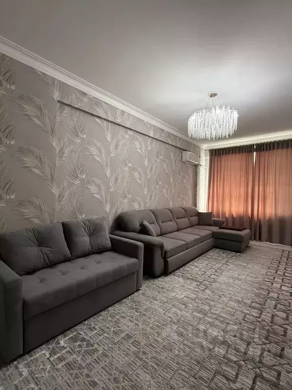 1-к кв. Дагестан, Каспийск пер. 2-й Зеленый, 27А (55.0 м) - Фото 0