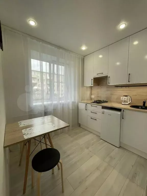 2-к. квартира, 45 м, 2/5 эт. - Фото 0