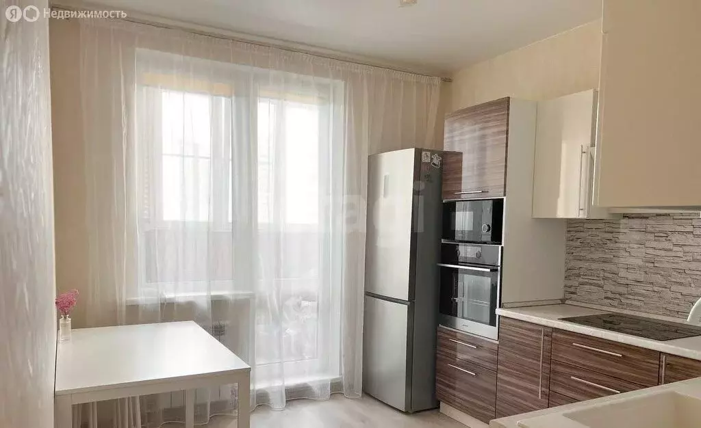 1-комнатная квартира: Омск, улица Крупской, 13/1 (39 м) - Фото 1