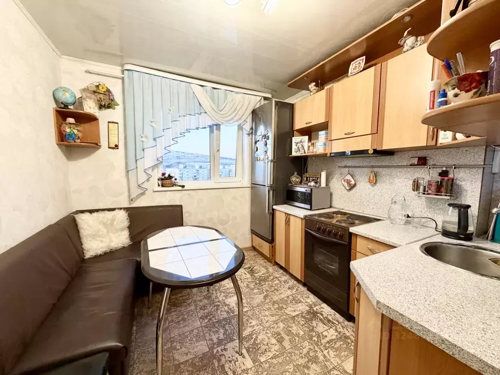 2-к кв. Мурманская область, Мурманск ул. Зои Космодемьянской, 33 (55.5 ... - Фото 2