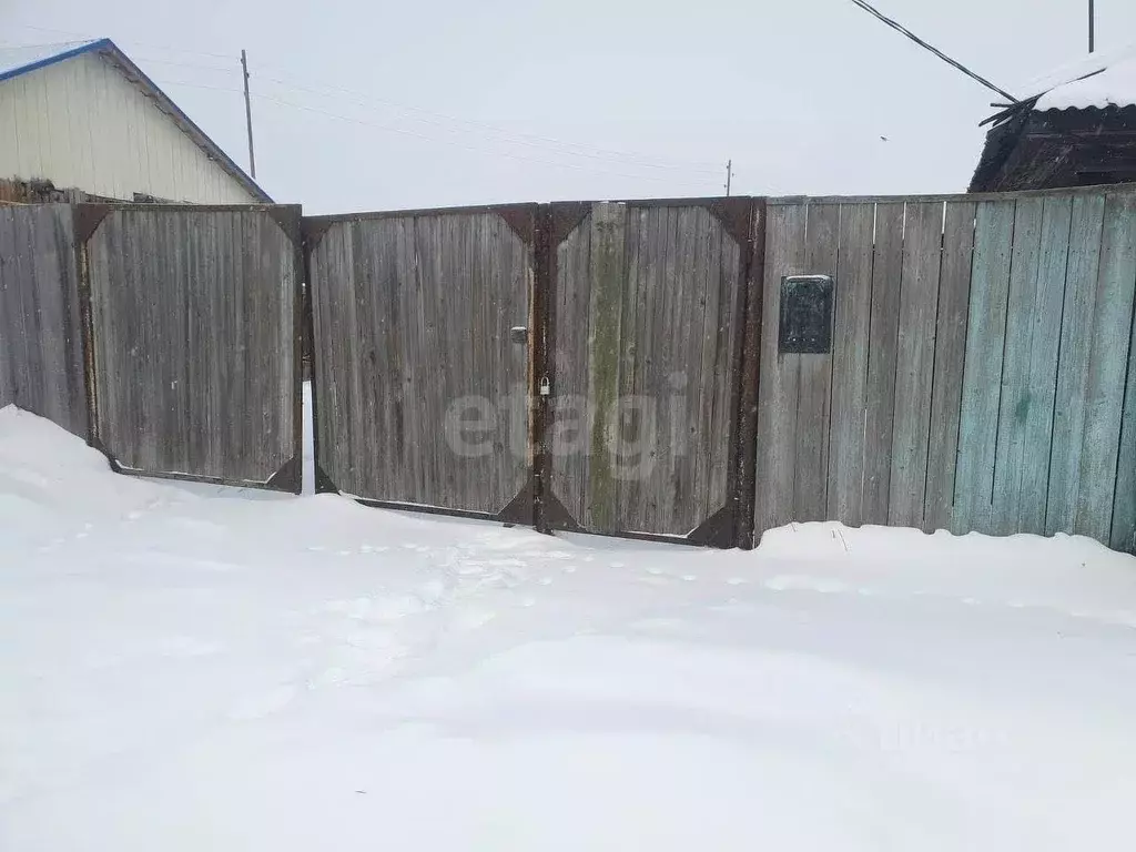 Дом в Тюменская область, с. Ярково ул. Челюскинцев (32 м) - Фото 1