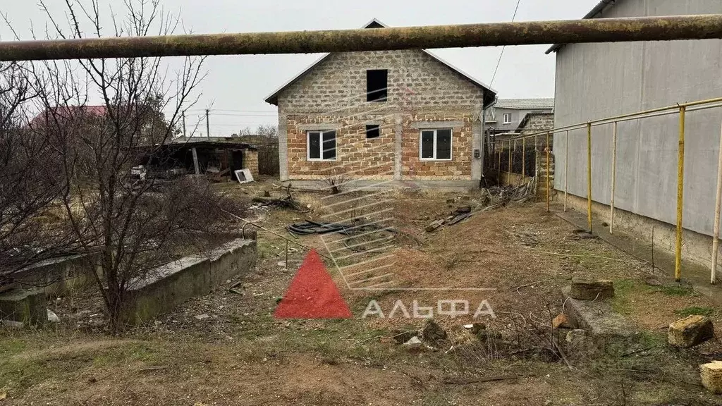 Дом в Крым, Евпатория Исмаил-Бей мкр, ул. Аксарай, 86 (100 м) - Фото 1