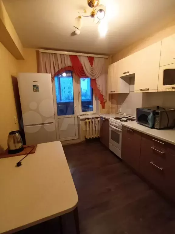 1-к. квартира, 42 м, 2/9 эт. - Фото 0
