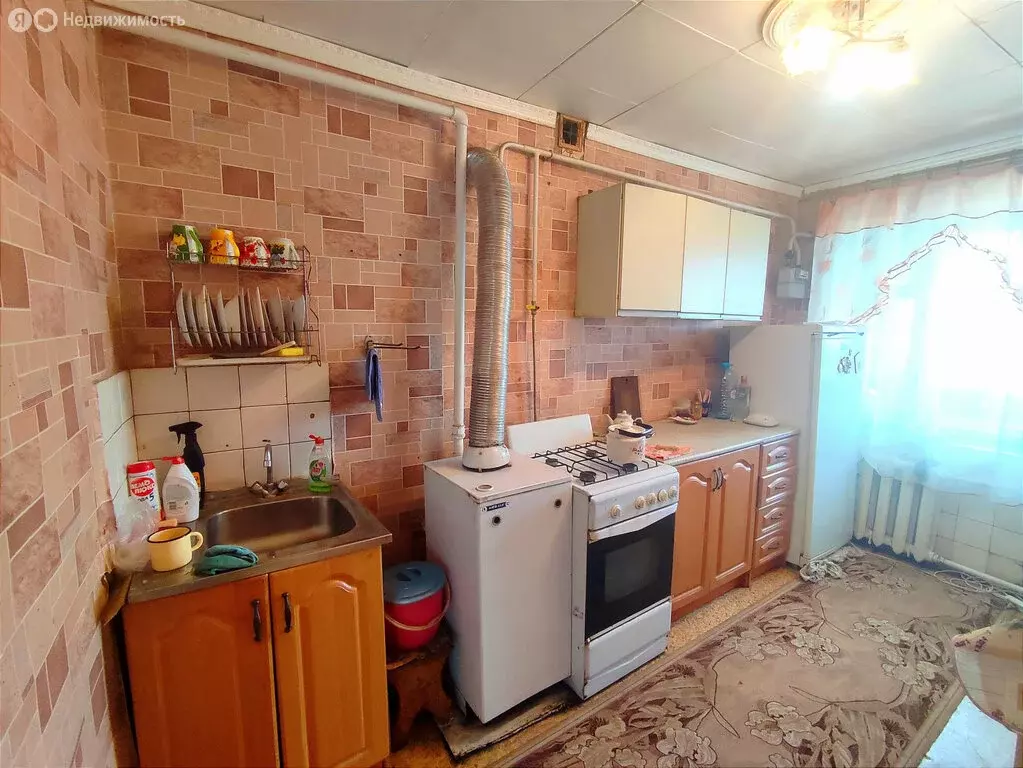 3-комнатная квартира: село Голдино, Заводская улица, 14 (58.7 м) - Фото 2