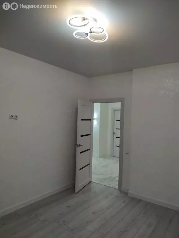 2-комнатная квартира: Ставрополь, улица Тухачевского, 30/8 (55 м) - Фото 1
