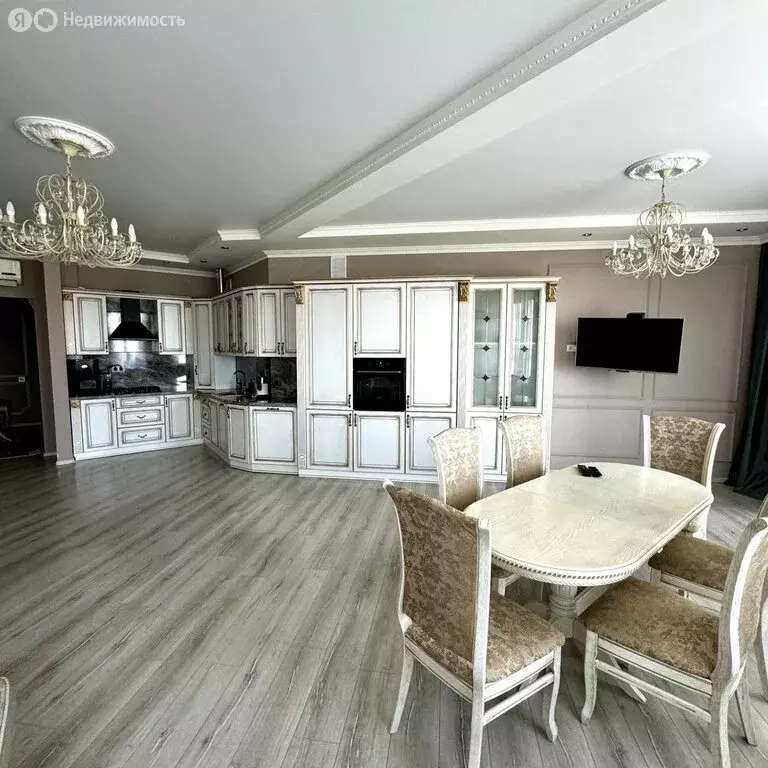 3-комнатная квартира: Воронеж, улица Ломоносова, 53 (110.6 м) - Фото 1