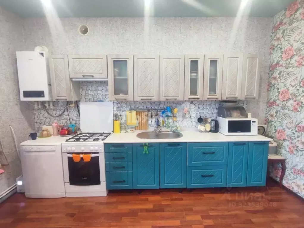 Дом в Краснодарский край, Тимашевский район, Медведовское с/пос, ... - Фото 2