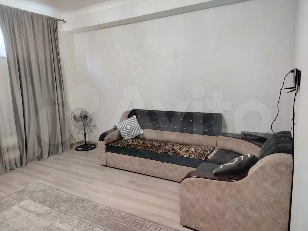 2-к. квартира, 52 м, 1/6 эт. - Фото 0