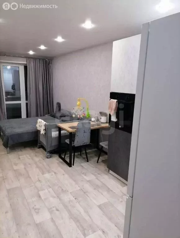 Квартира-студия: Абакан, улица Маршала Жукова, 21 (31 м) - Фото 1