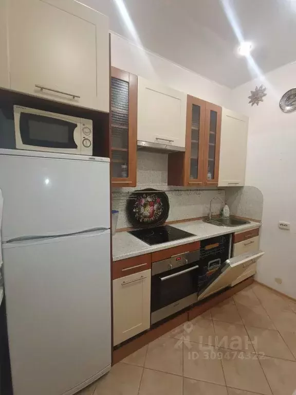 2-к кв. Карелия, Петрозаводск ул. Куйбышева, 10 (55.0 м) - Фото 1