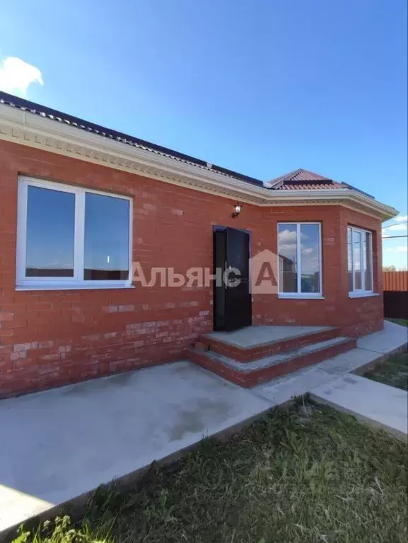 Дом в Краснодарский край, Тимашевск Заря мкр, ул. Станичная, 10 (115 ... - Фото 1