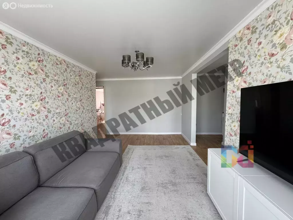 3-комнатная квартира: Элиста, улица Ю. Клыкова, 140 (57.7 м) - Фото 0