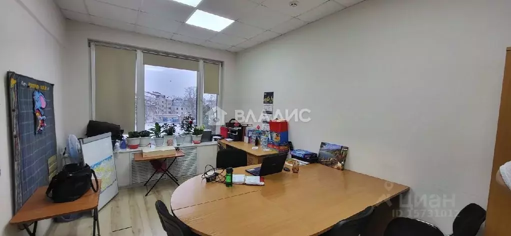 Офис в Коми, Сыктывкар Интернациональная ул., 131 (18 м) - Фото 0