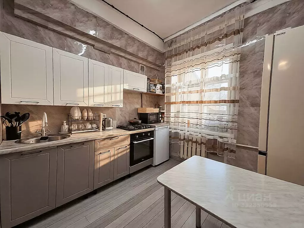 3-к кв. Иркутская область, Иркутск ул. Розы Люксембург, 31 (77.2 м) - Фото 2