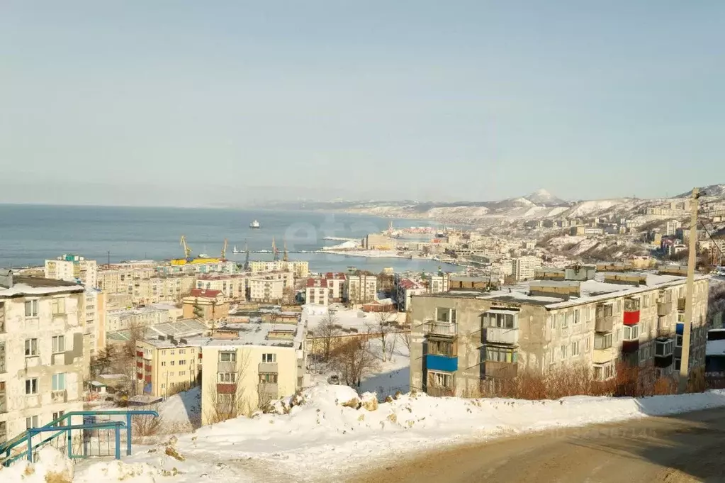 3-к кв. Сахалинская область, Холмск Молодежная ул., 27 (67.7 м) - Фото 1