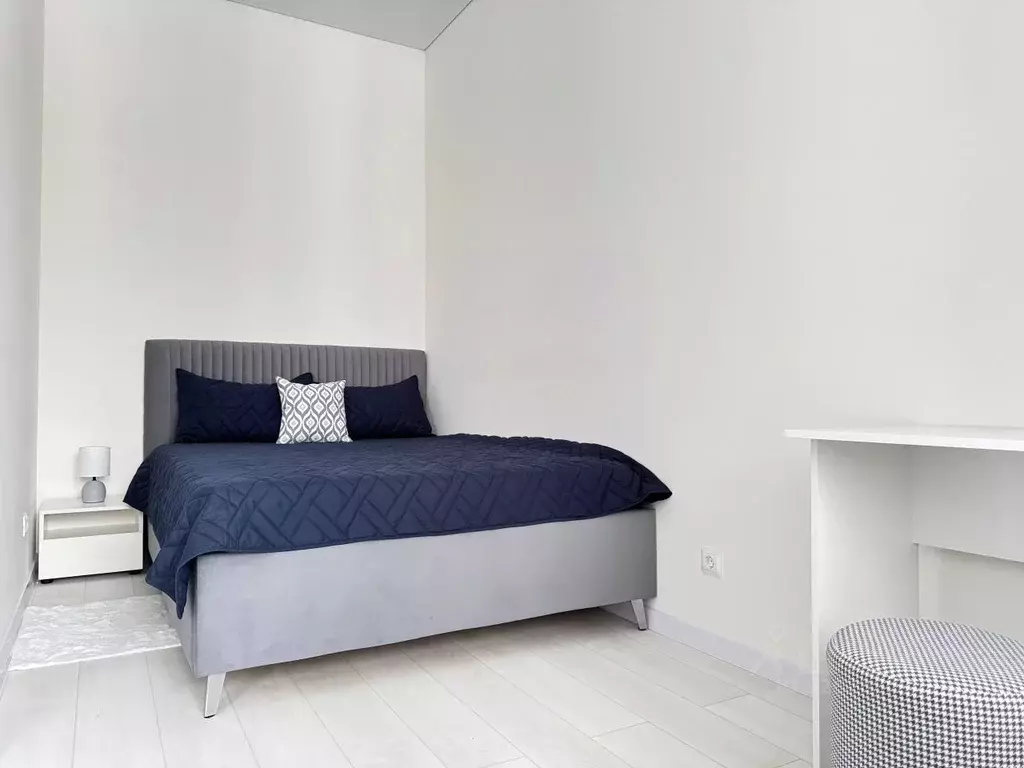 Студия Санкт-Петербург пос. Стрельна, просп. Буденного, 20к1 (25.3 м) - Фото 1